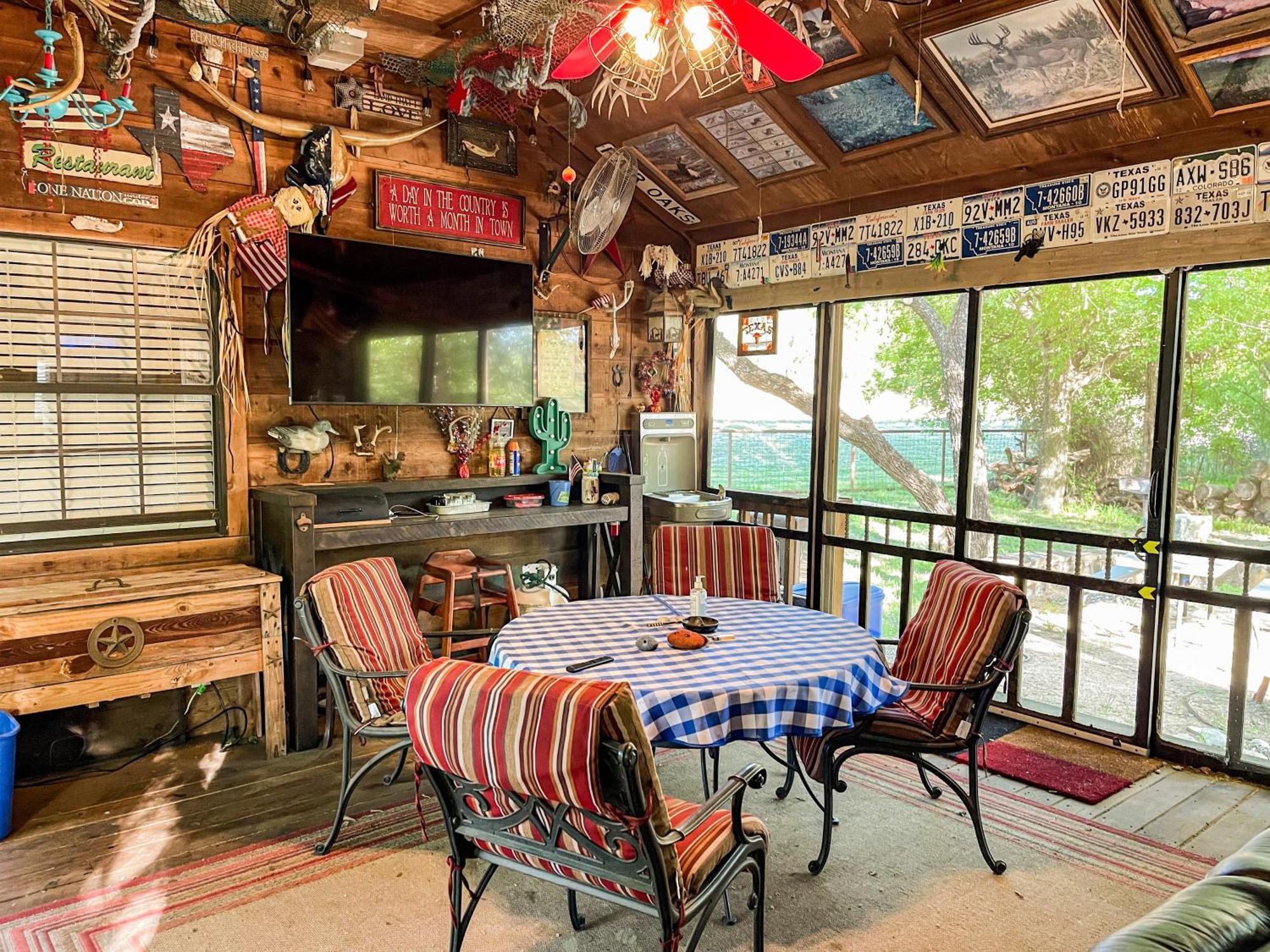 Bunk House The Roost